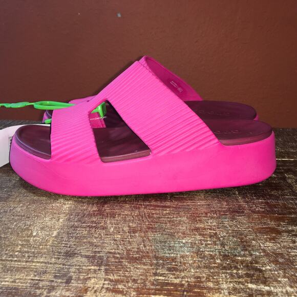 NEW Crocs Getaway Groove Platform H Strap Sandal Womens 10 Dragonfruit Pink Shoe - Picture 7 of 8